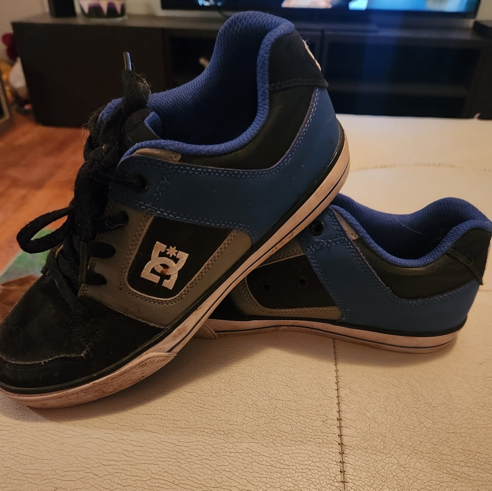Boys DC shoes